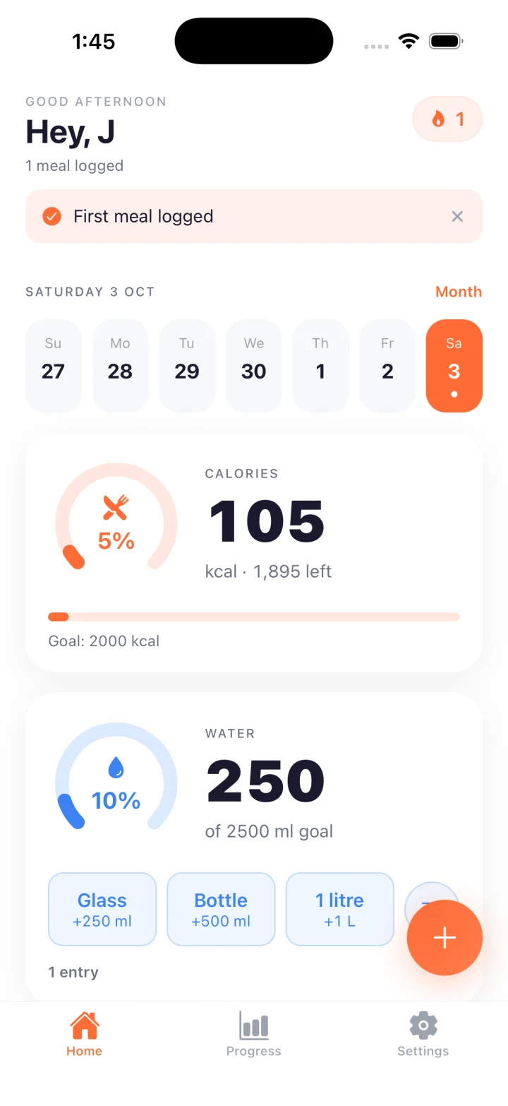 Nality home screen showing a daily calorie ring at 105 of 2000 kcal, a water ring at 250 of 2500 ml, and quick-add buttons for a glass, a bottle and a litre.